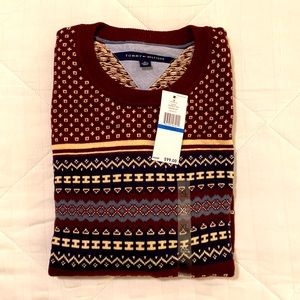 NWT Tommy Hilfiger Men’s Crewneck Sweater. Size XL.